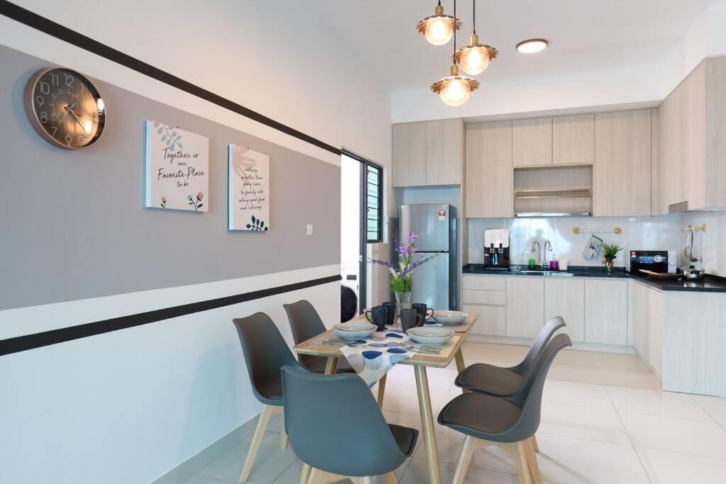 Elegant Homes 9Pax 5Bed Sunway Pyramid-Lagoon 2 Car Park Petaling Jaya Buitenkant foto