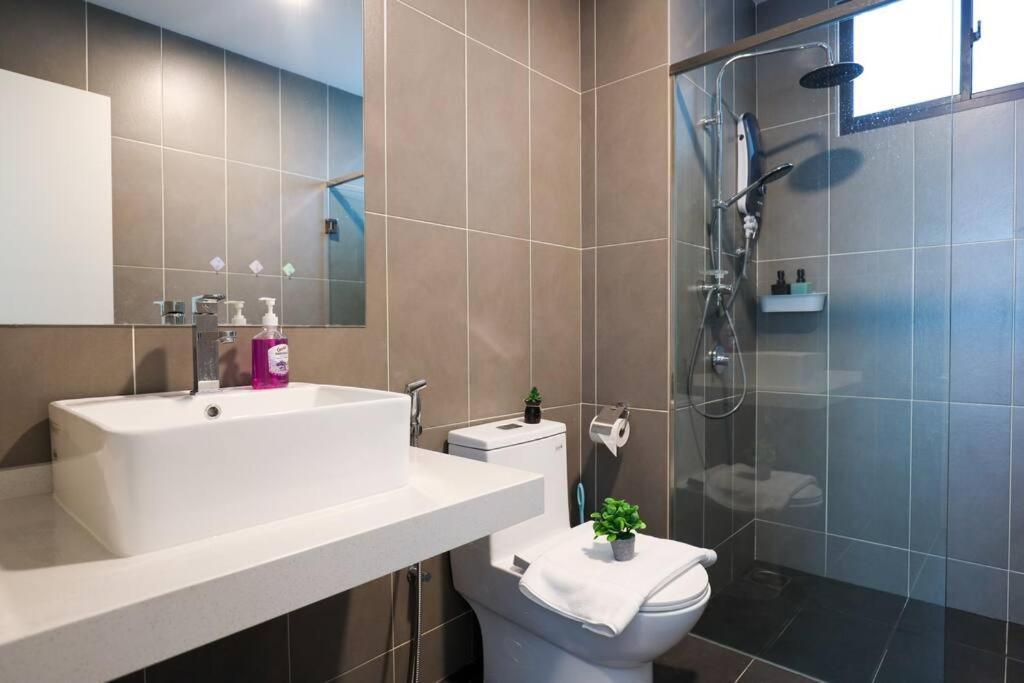 Elegant Homes 9Pax 5Bed Sunway Pyramid-Lagoon 2 Car Park Petaling Jaya Buitenkant foto
