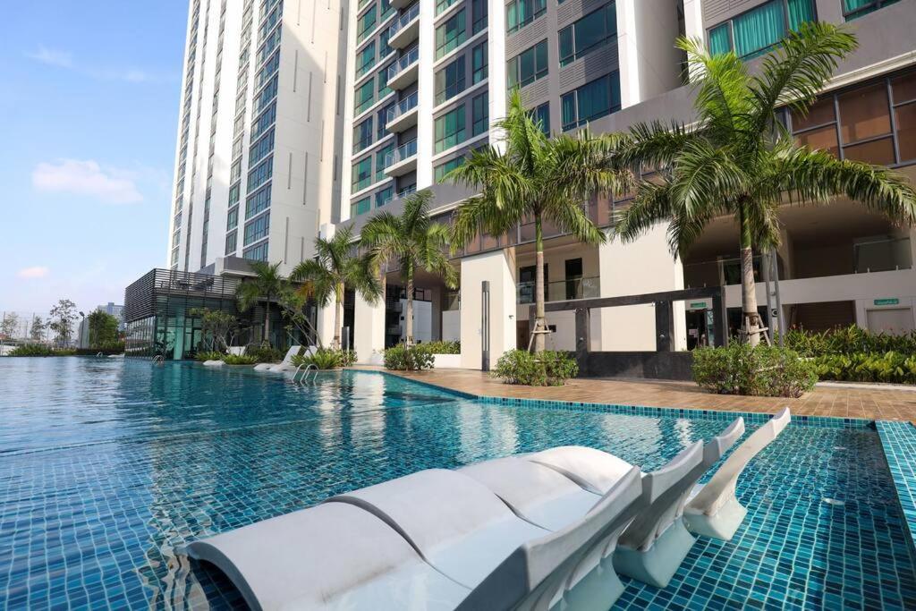 Elegant Homes 9Pax 5Bed Sunway Pyramid-Lagoon 2 Car Park Petaling Jaya Buitenkant foto