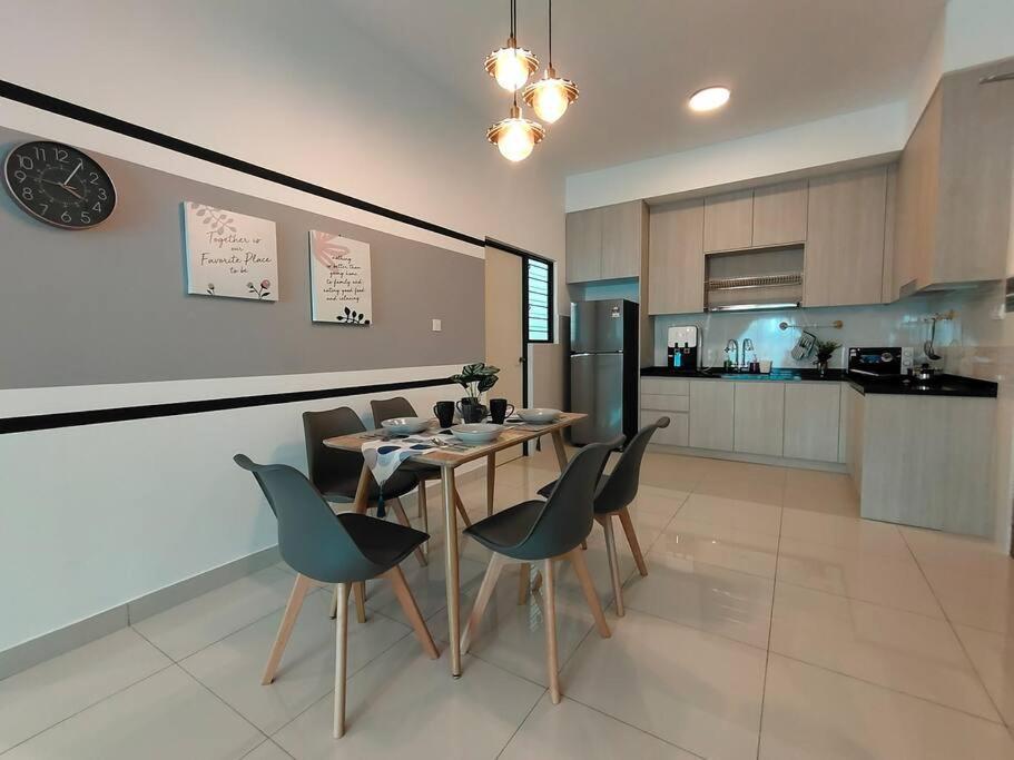 Elegant Homes 9Pax 5Bed Sunway Pyramid-Lagoon 2 Car Park Petaling Jaya Buitenkant foto